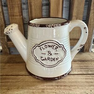 Hobby Lobby Ceramic Watering Can Flower & Garden Pot Vase - Farmhouse Decor